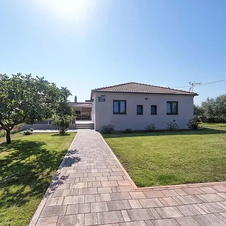 Villa Ani